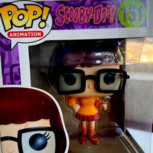 Velma vinyl figure